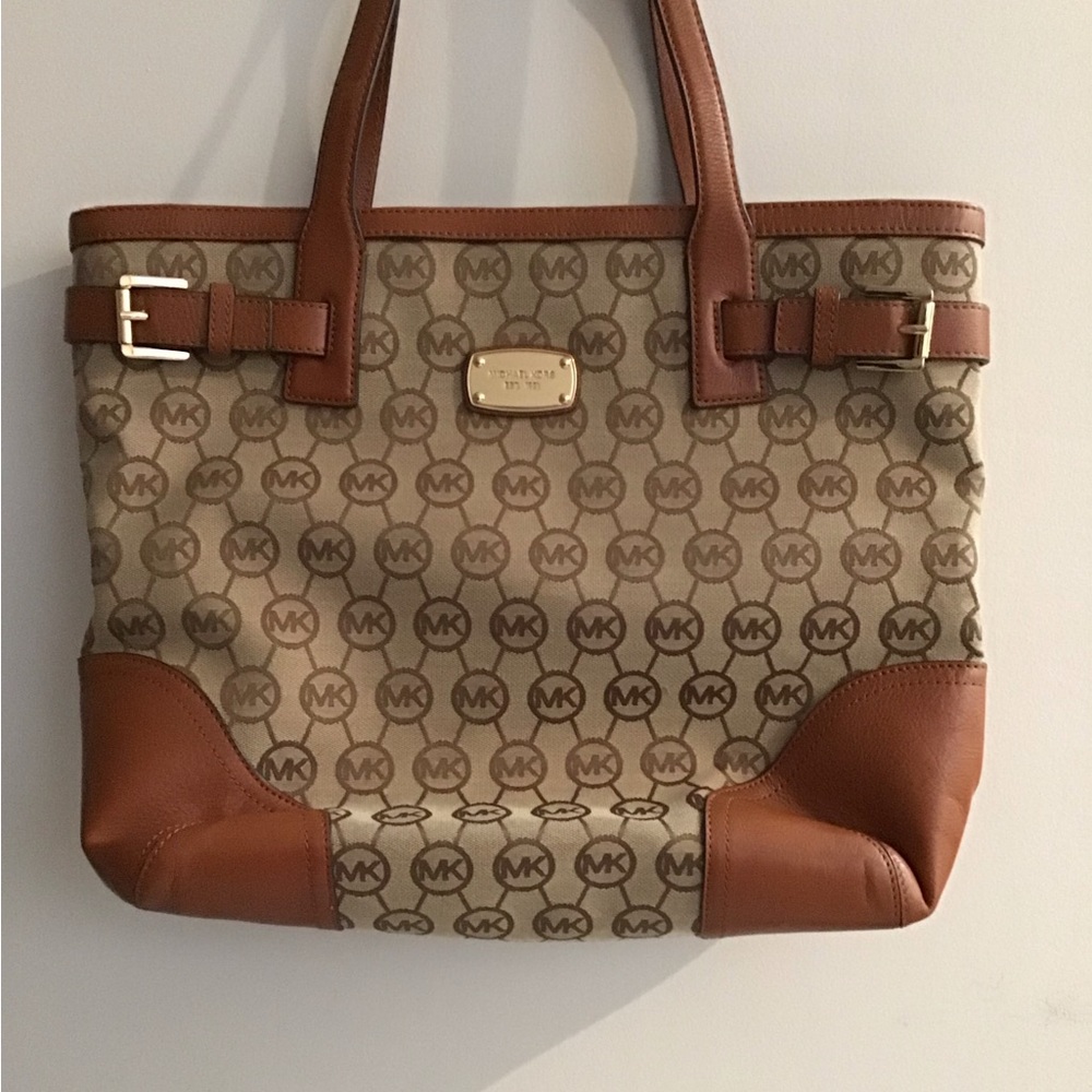 Michael Kors Millbrook Brown Tote